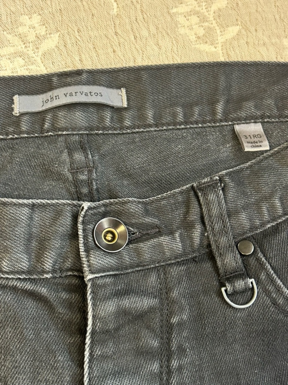 John Varvatos Men’s Black Button Front Jeans Regular Fit Sz 31RG